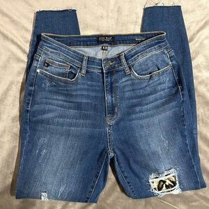 Judy Blue Women’s Skinny Fit Jeans With Leopard Patches | Size: 9/29